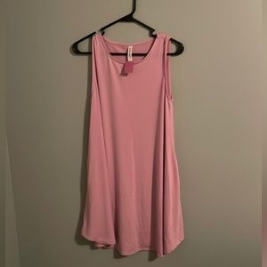 Lavendar dress. Super cute!